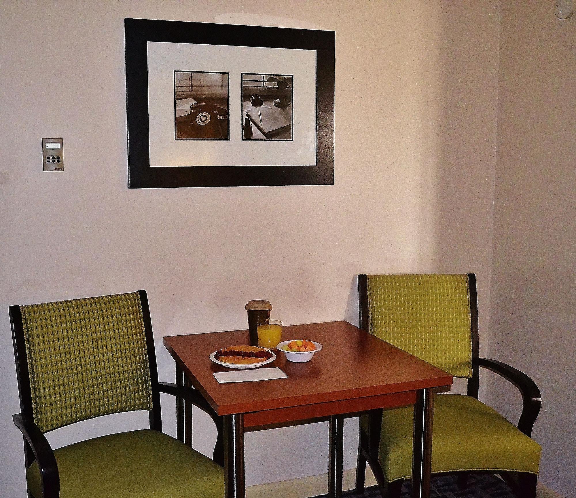 Best Western Dubois Hotel Екстериор снимка