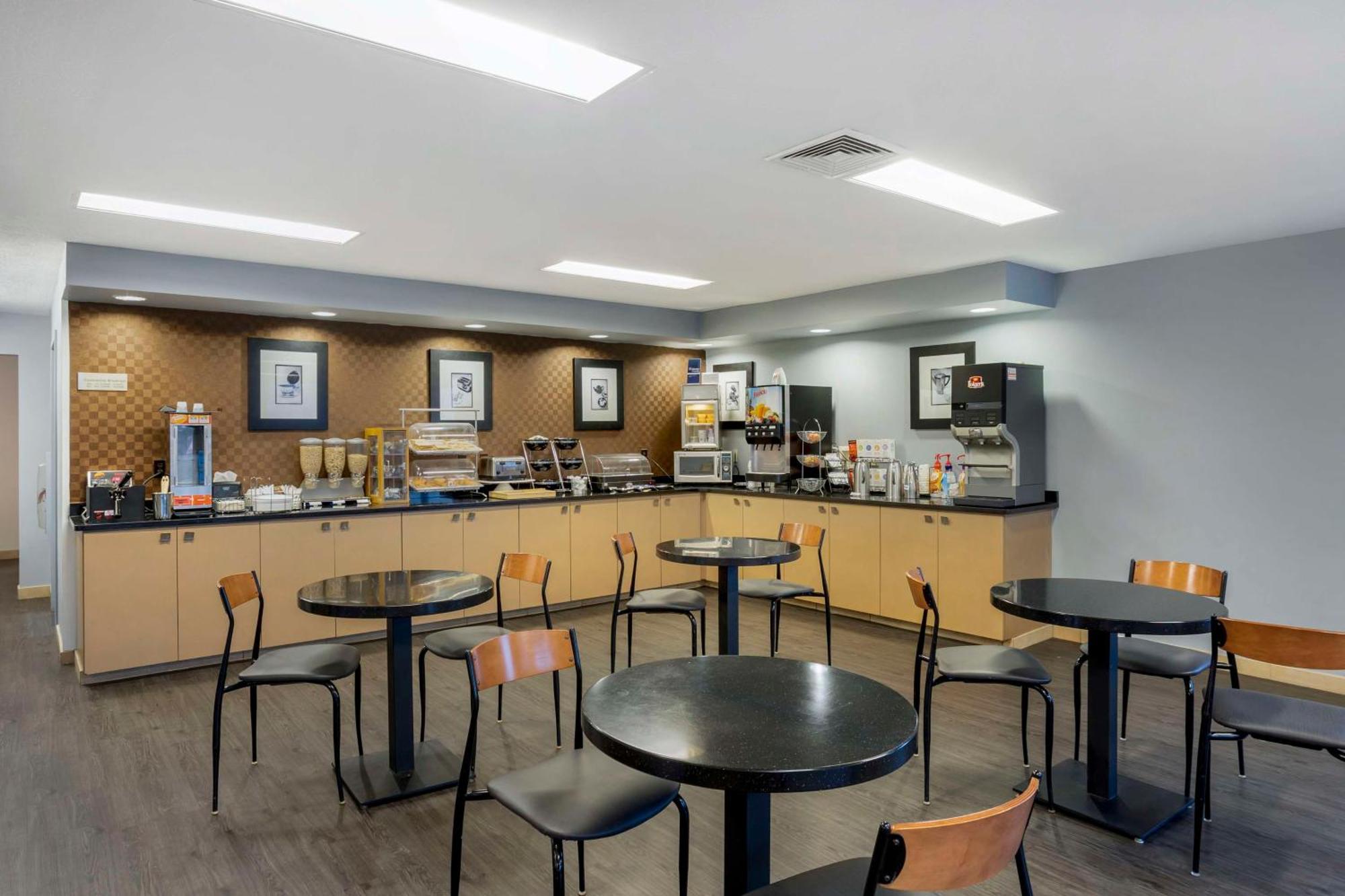 Best Western Dubois Hotel Екстериор снимка